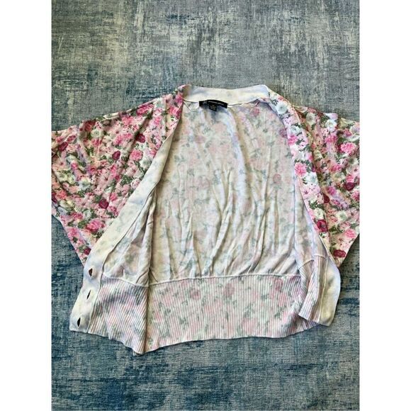 NWT! INC International Concepts Sybil Blooms Floral Cropped Cardigan Sweater M - Picture 4 of 10
